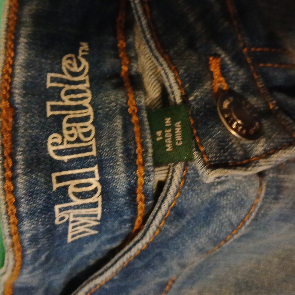 NWT Wild Fable High- Rise Moms Jeans Size 14 - Picture 2 of 3